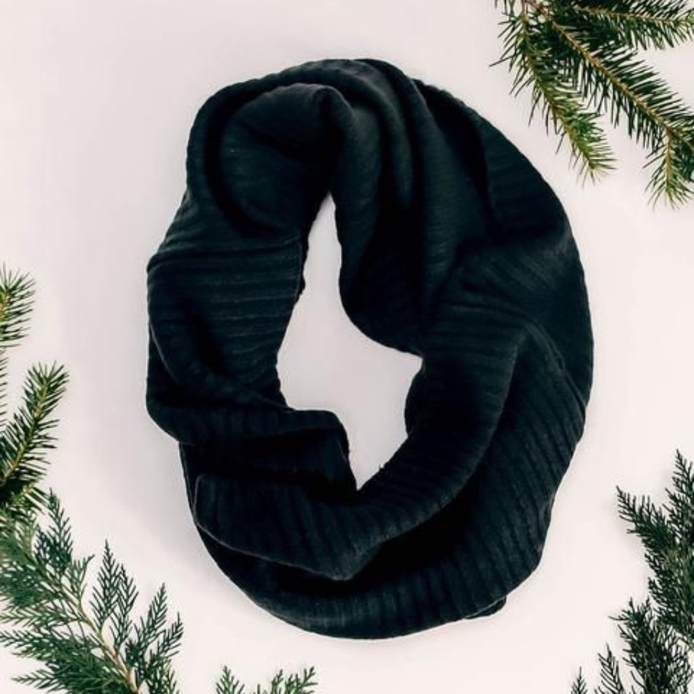 Vici Black Ribbed Infinity Scarf